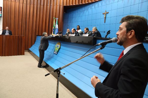 Imagem: Dr. Paulo Siufi pediu cautela e Pedro Kemp propôs auditoria das contas da previdência estadual