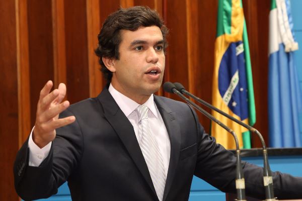 Imagem: Deputado Beto Pereira: "Alteração na alíquota é uma exigência constitucional, conforme determina a MP 805".