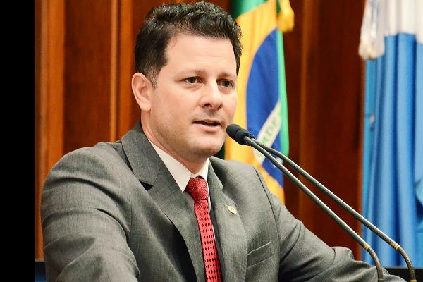 Imagem: Emenda de R$ 185 mil destinada pelo deputado Renato Câmara vai garantir a instalação de aparelhos de ar condicionado e televisores nos 34 postos de saúde de Dourados