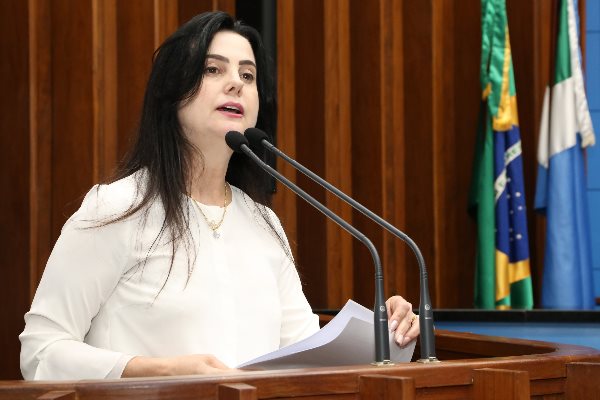 Imagem: Deputada Mara Caseiro propõe a mudança no Estatuto dos Funcionários Públicos Civis do Poder Executivo