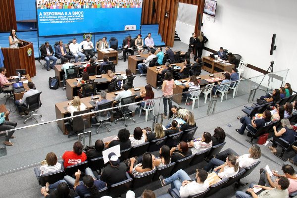 Imagem: Audiência pública na Assembleia Legislativa  tratou sobre as reformas no Ensino Médio 
