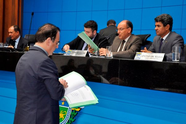 Imagem: As sessões ordinárias ocorrem no Plenário Júlio Maia