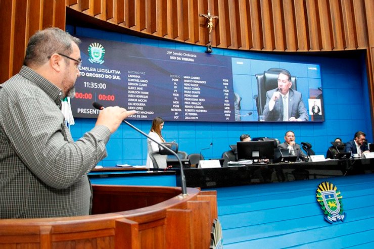 Imagem: Representando o Fórum dos Servidores Públicos do Estado de Mato Grosso do Sul, Ricardo Bueno fez uso da tribuna