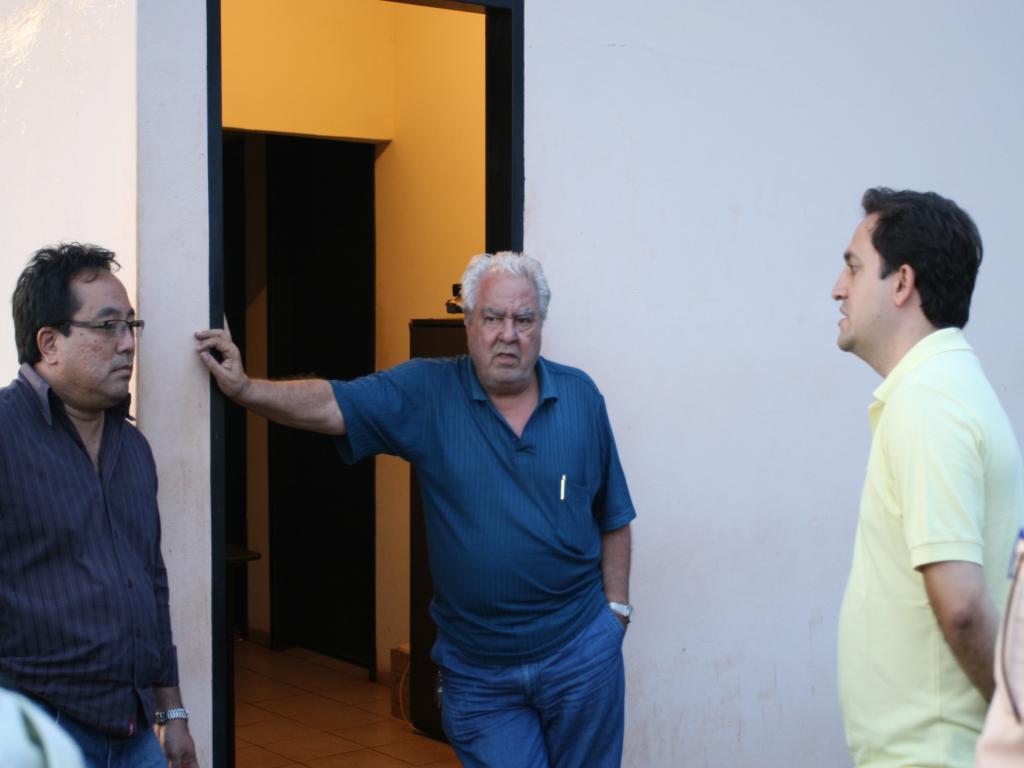Imagem: Marcio Fernandes se reune com proprietário da fábrica