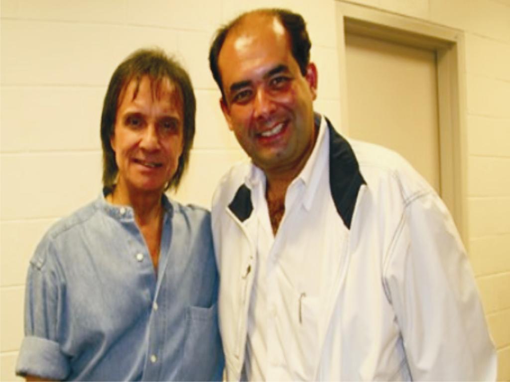 Imagem: Roberto Carlos e Jota, em Miami