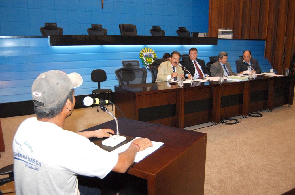 Imagem: Membros da CPI ouviram relatos de mais de 24 pessoas durante reuniões externas e audiências.