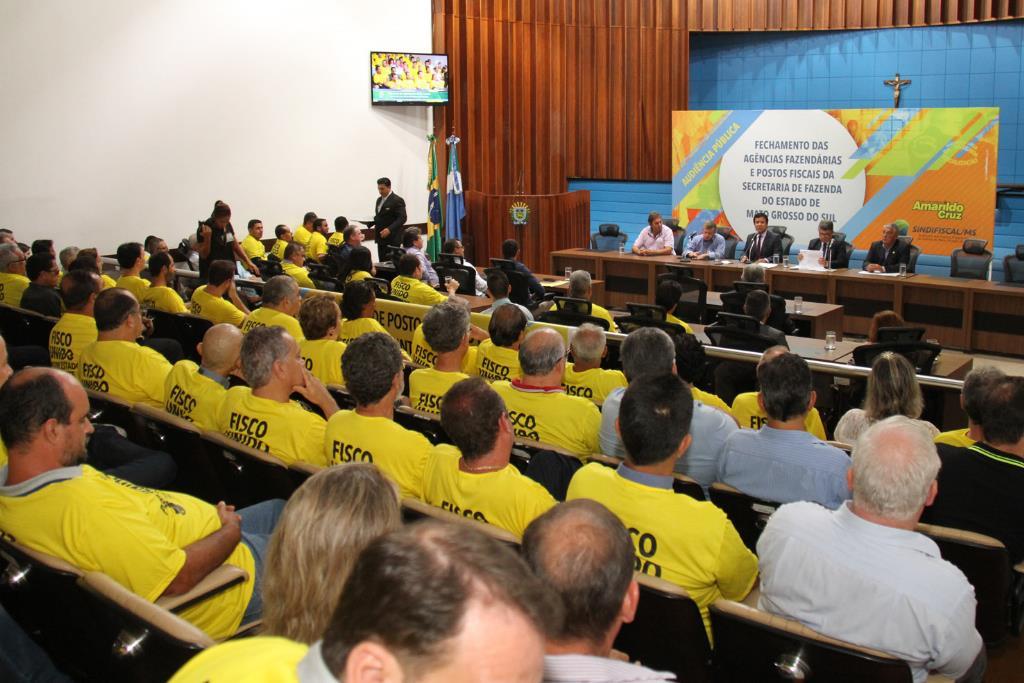 Imagem: O debate foi realizado no Plenário Deputado Júlio Maia