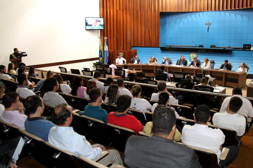 Imagem: Audiência Pública debate a importância de um piso salarial para os farmacêuticos