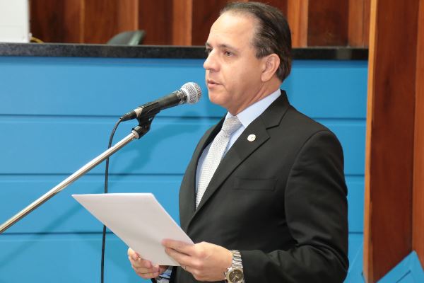Imagem: Deputado Coronel David defendendo Projeto de Lei durante sessão desta quarta-feira (4)