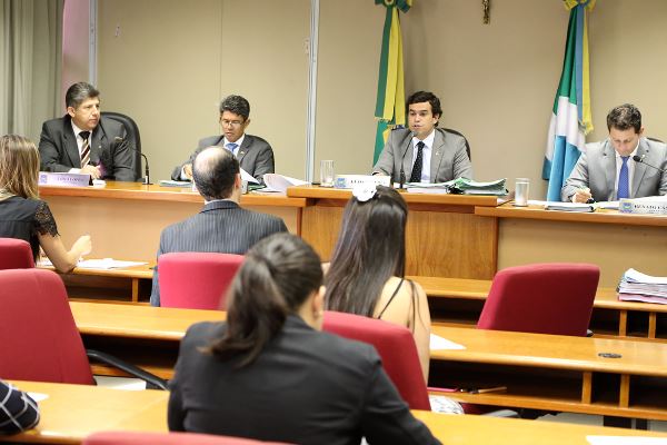 Imagem: Reunião da CCJR devolveu hoje 22 projetos com seus respectivos pareceres