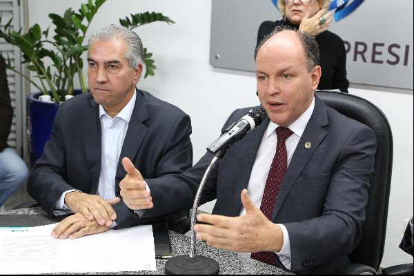 Imagem: O objetivo da reunião foi debater detalhes do projeto de lei que prevê a diminuição da alíquota ICMS cobrada pelo diesel