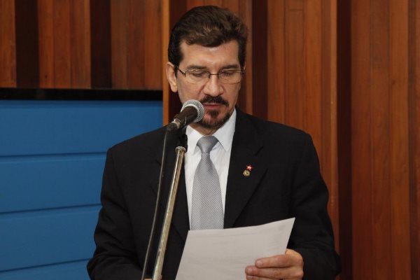 Imagem: O Fórum de Servidores informa que nos últimos dois anos a perda salarial foi de 16,14%