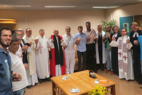 Imagem: O deputado estadual Pedro Kemp (PT) fez o acolhimento dos visitantes que vieram de vários estados brasileiros