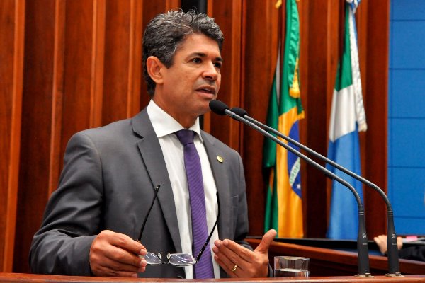 Imagem: Professor Rinaldo defende tolerância entre homens e mulheres