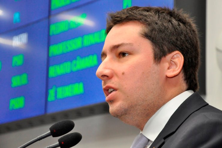 Imagem: Proposta do deputado João Henrique é que não exista qualquer tipo de exclusão de doadores por qualquer pretexto discriminatório 