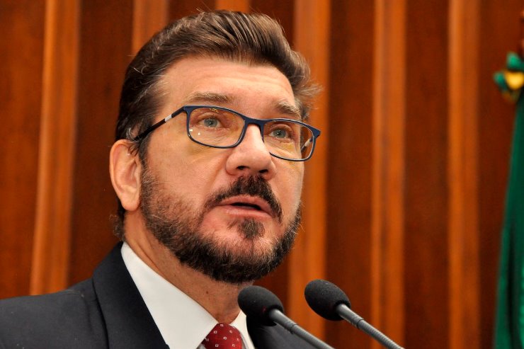 Imagem: Deputado apresentou slides com dados do INPE