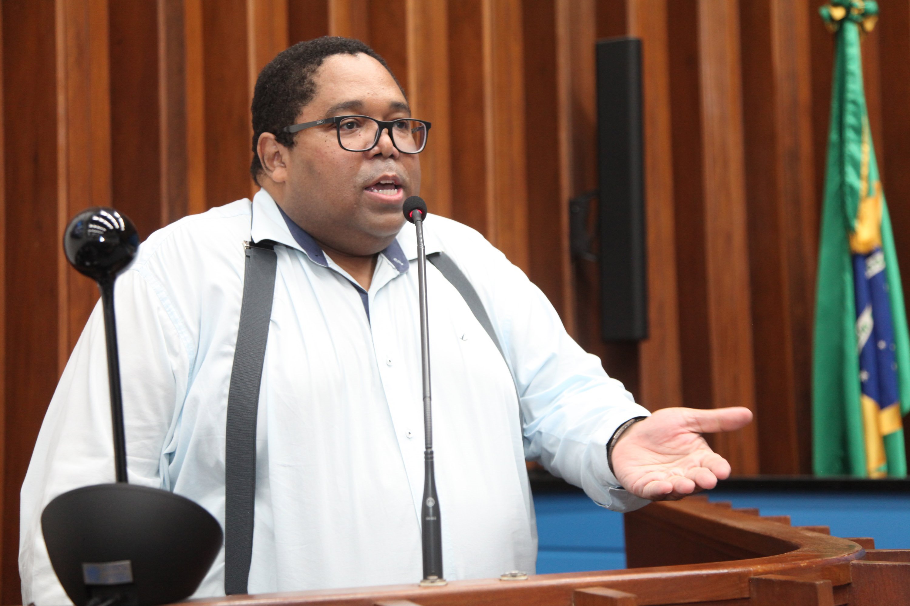 Consciência Negra: ALEMS reconhece trabalho de quem luta por igualdade racial Consciência Negra: ALEMS reconhece trabalho de quem luta por igualdade racial