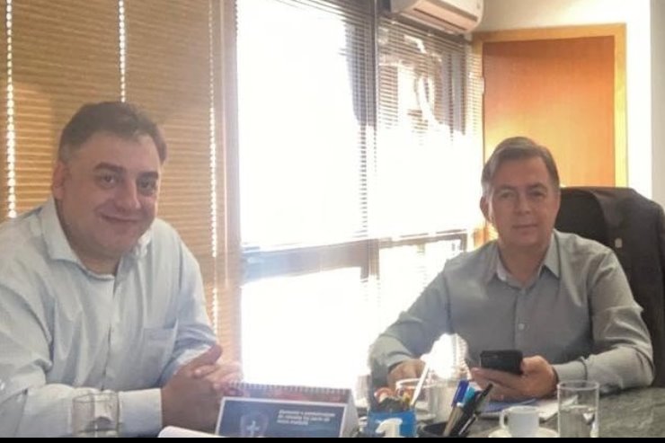 Imagem: Em reunião com secretário da Sejusp.