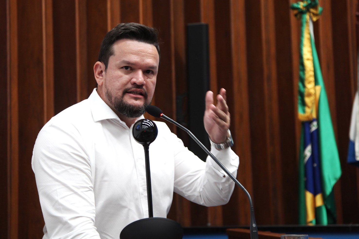 Com plenário lotado, agentes decidem enviar documento ao Governo Com plenário lotado, agentes decidem enviar documento ao Governo
