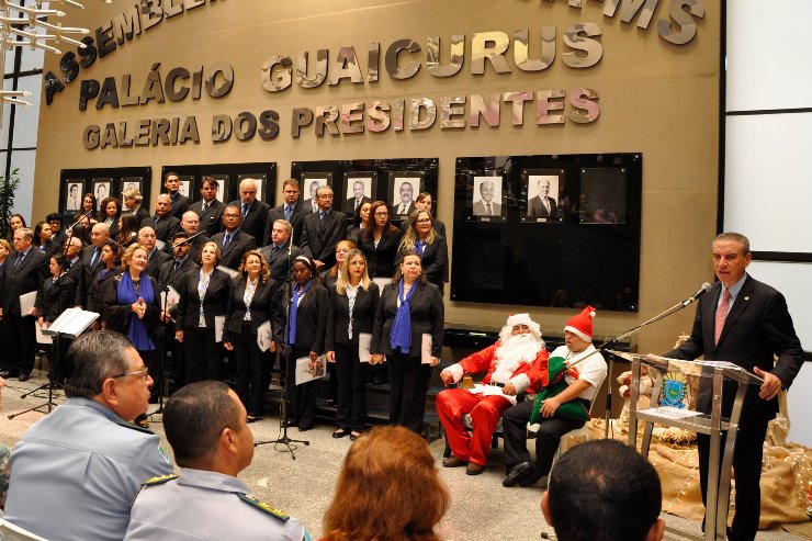 Imagem: Em 2019, presidente Paulo Corrêa agradeceu parlamentares e servidores e desejou boas festas a todos
