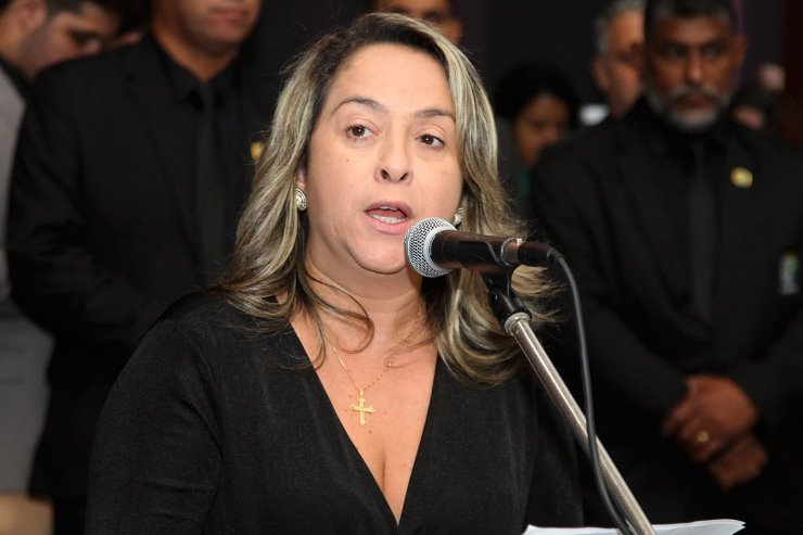 Imagem: Solicitação de Lia Nogueira visa a recuperação de vias em Dourados