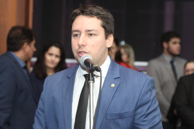 Imagem: Em requerimento, João Henrique solicita a lista das nomeações de cargos em comissão deste mandato, mas não é atendido