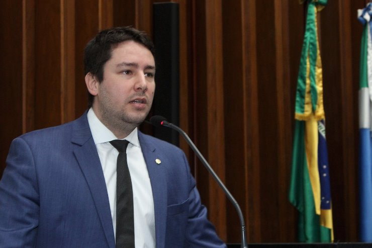Imagem: Requerimento protocolado pelo deputado João Henrique quer esclarecimentos do Governo sobre a farra de contratos publicitários