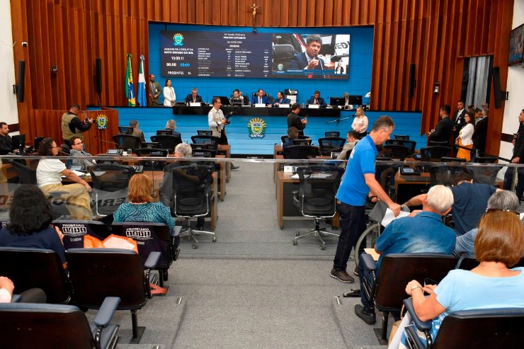 Imagem: Deputados estaduais apreciaram oito proposições durante a primeira sessão da semana, nesta terça-feira