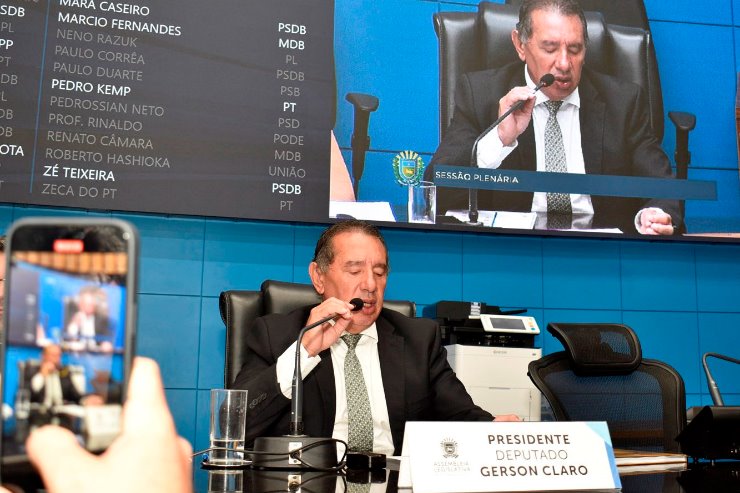 Imagem: Presidente Gerson: "Que a sensibilidade, a tolerância e o amor que os autistas irradiam nos inspirem a sermos pessoas melhores"