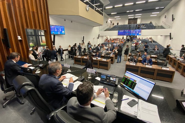 Imagem: Sessão é realizada no plenário a partir das 9h; nesta quinta-feira, devem ser votados cinco projetos
