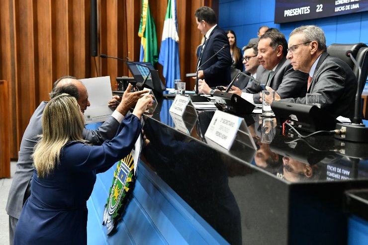 Imagem: Deputados aprovaram cinco matérias nesta manhã, entre elas ampliação de recadastramento de benefício social