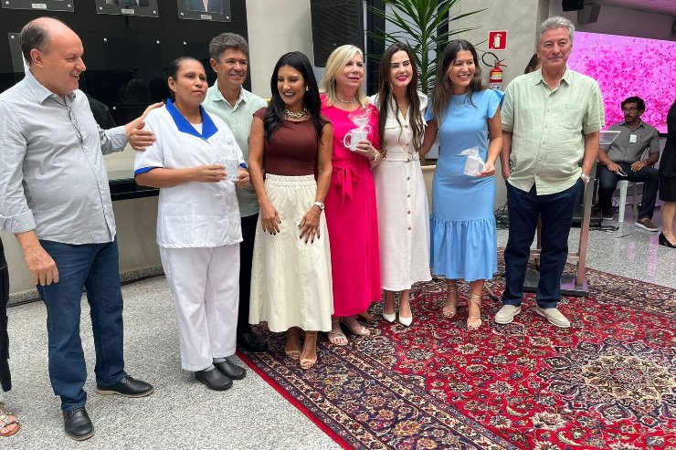 Imagem: As servidoras da ALEMS foram recebidas com um café da manhã e homenageadas pelos deputados estaduais