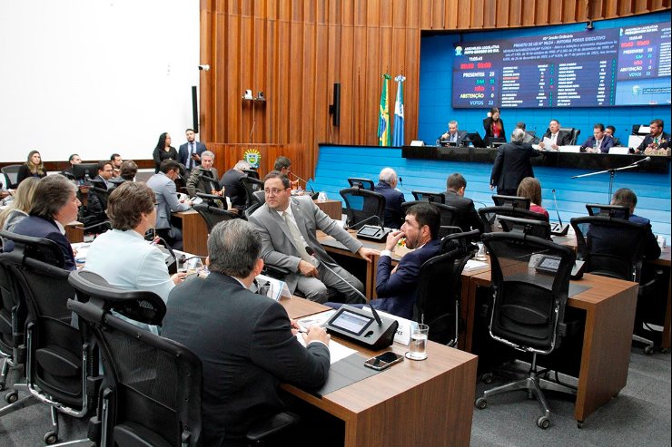 Imagem: Aprovadas quatro matérias nesta terça-feira, entre elas a insígnia "O Estado do Pantanal" nos logotipos do Estado