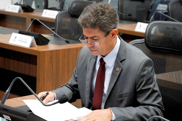 Imagem: O deputado Professor Rinaldo Modesto falou sobre o tema durante sessão ordinária desta semana 