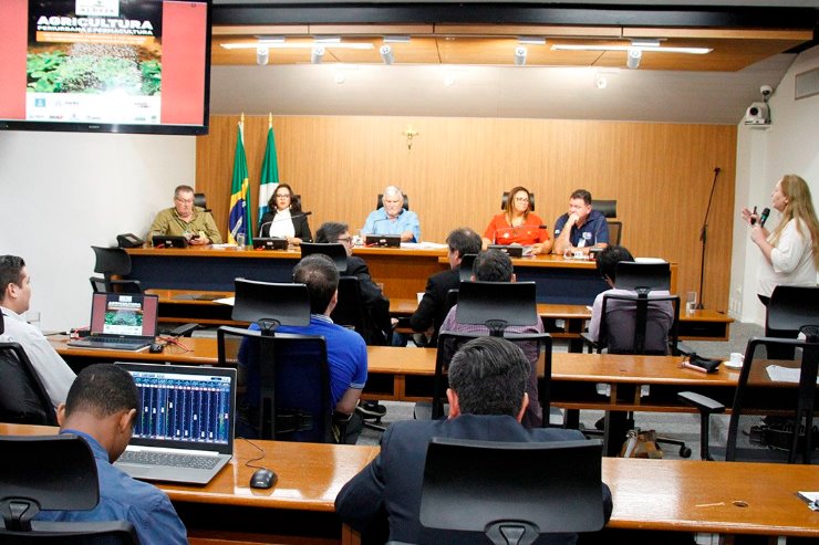 Imagem: Reunião, realizada no plenarinho, marcou início de nova dinâmica da Comissão de Desenvolvimento Agrário, Assuntos Indígenas e Quilombolas