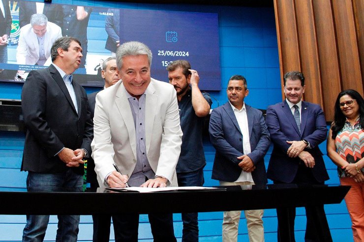 Imagem: Hashioka vai destinar R$ 1,8 milhão para a área da saúde e R$ 1,2 milhão para atender as áreas de assistência social e educação