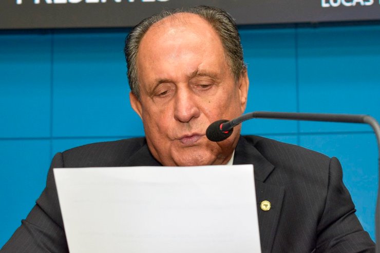 Imagem: Projeto que objetiva eficiência na administração pública é de autoria do deputado Zé Teixeira