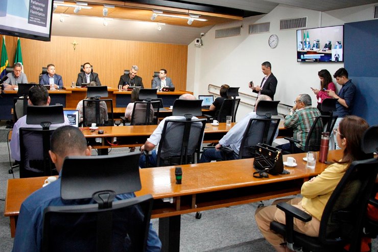 Imagem: Durante a reunião da Frente Parlamentar foram abordadas questões relevantes acerca da incidência do ICMS para os hospitais filantrópicos