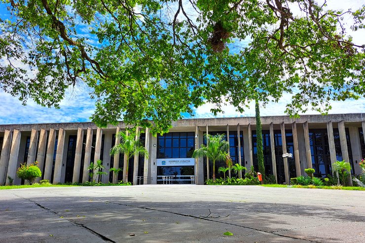 Imagem: Assembleia Legislativa vai realizar, anualmente, durante o mês de agosto, solenidade de premiação dos prefeitos que se destacarem na melhoria da educação