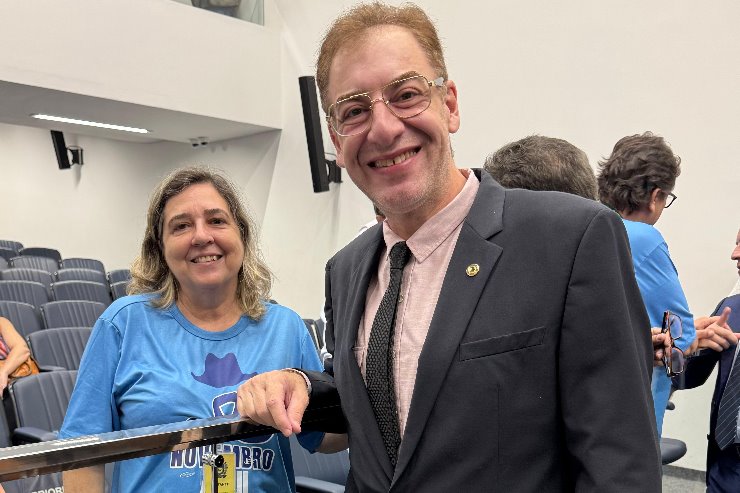 Imagem: Leda Perdomo ( Presidente do Sinterpa - Sindicato dos Trabalhadores da Agraer )