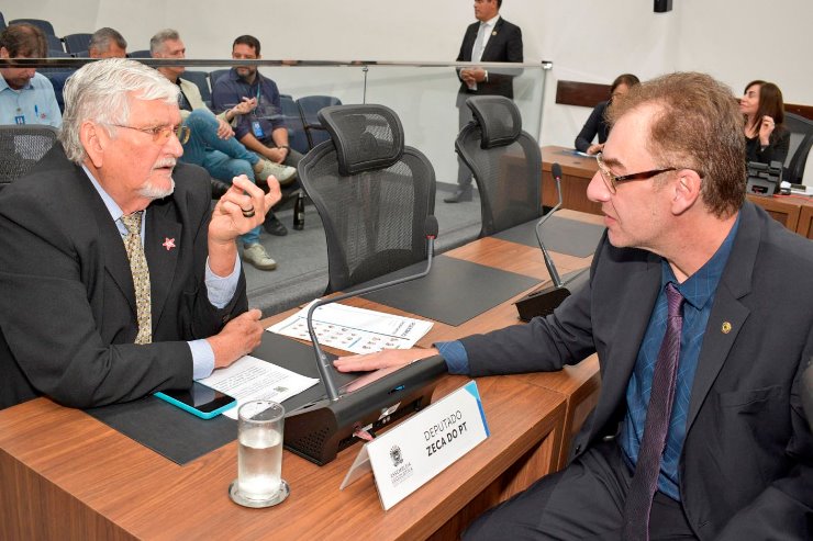 Imagem: Zeca reforçou pedido de estudo sobre impacto da proibição e Neno quer proibir pesca de mais espécies