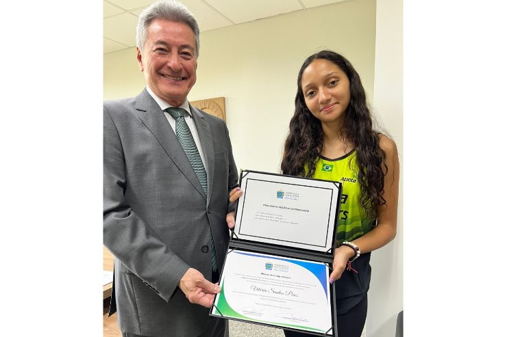 Imagem: Com mais de 25 mil inscritos nas diversas categorias da corrida, Vitória competiu na modalidade 8 quilômetros