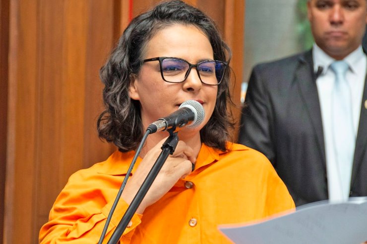 Imagem: Gleice Jane é autora da proposta que prioriza cuidado a pacientes com a Doença de Alzheimer e outras demências