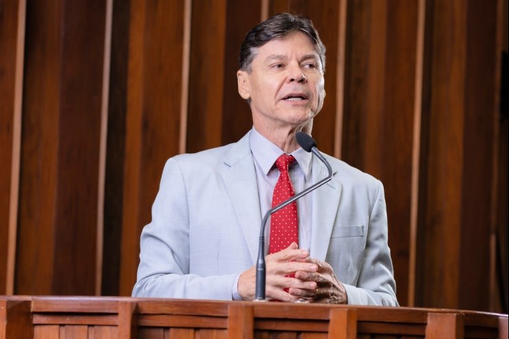 Imagem: Como membro da CCJR, deputado Paulo Duarte inicia os trabalhos de análise de constitucionalidade das matérias nesta quarta-feira, 12 de fevereiro.
