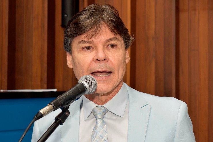 Imagem: Edifícios novos deverão ter elevadores adaptados para remoção de pacientes de urgência e emergência em macas no Mato Grosso do Sul.