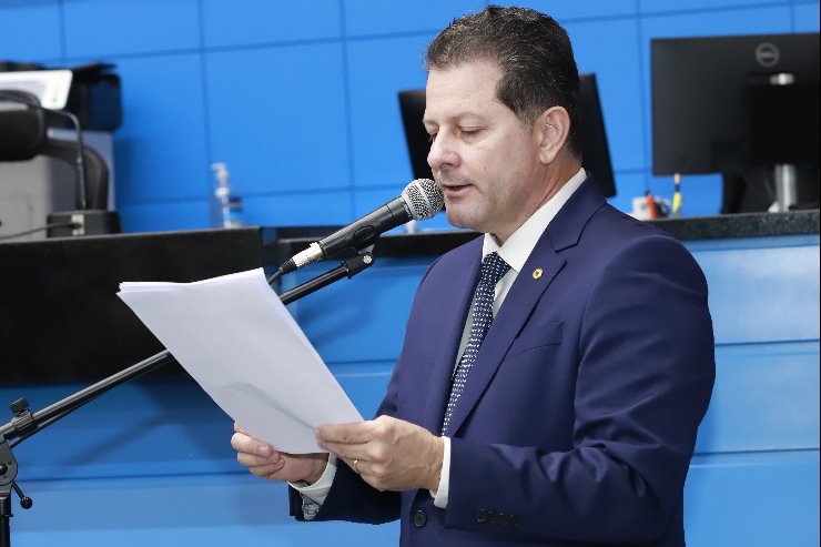 Imagem: Após a aprovação em primeira discussão, o projeto que prevê o reajuste salarial para os servidores da gestão ambiental segue para análise das comissões de mérito antes da votação em segunda discussão.