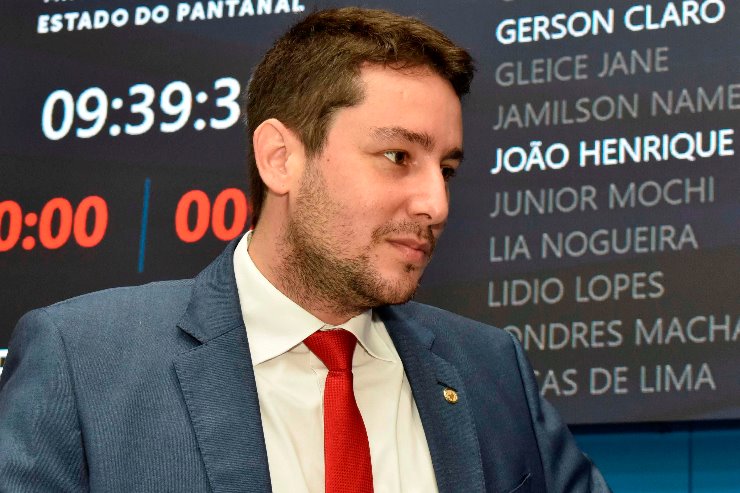 Imagem: A proposta visa regular o vestuário dos profissionais da educação no Estado de Mato Grosso do Sul.