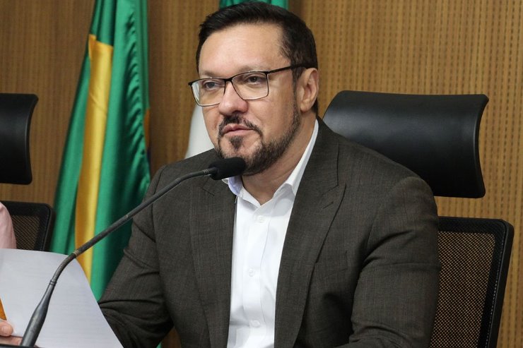 Imagem: Deputado Lucas de Lima, durante audiência pública, realizada no ano passado, para prestação de contas da Saúde