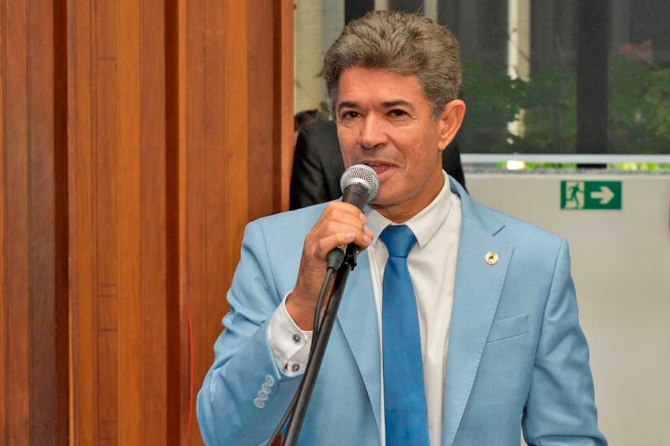 Imagem: Deputado Professor Rinaldo Modesto é o propositor e coordenador da Frente Parlamentar em Defesa do Cooperativismo