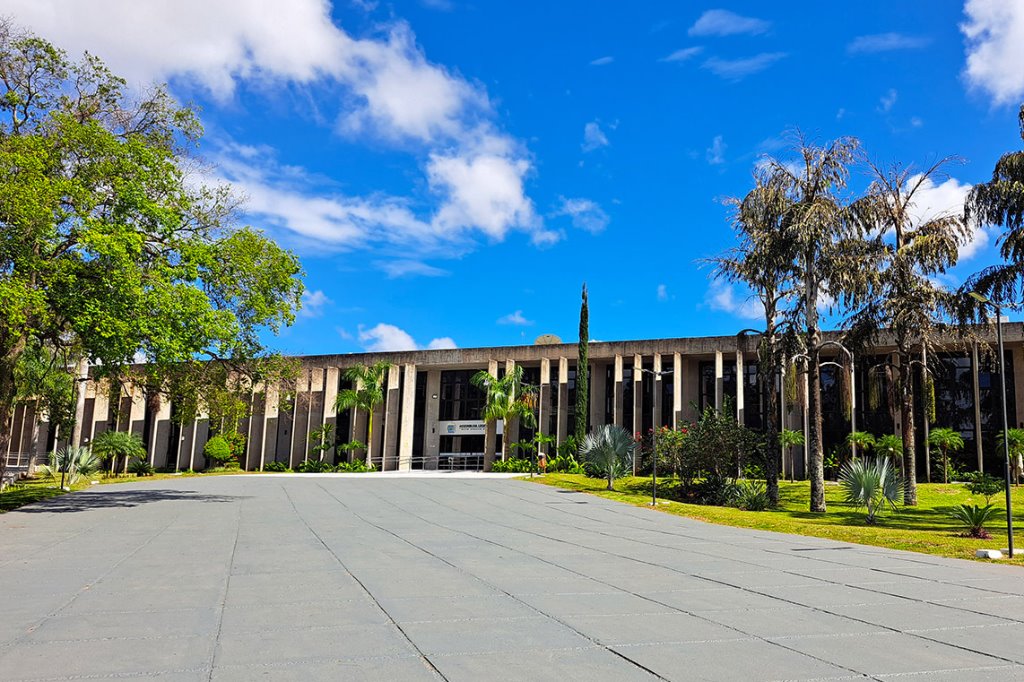 Imagem: A Assembleia Legislativa de Mato Grosso do Sul está localizada no Parque dos Poderes, em Campo Grande